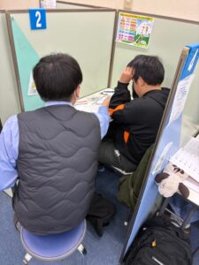 ※中学生　学年末テストに向けて　冬期講習　テスト対策の様子