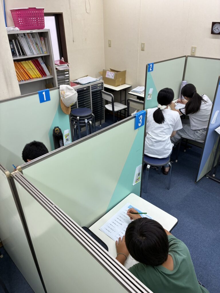 熱気あふれる自習室！夏期講習前半終了と、後半戦へ向けた約束！